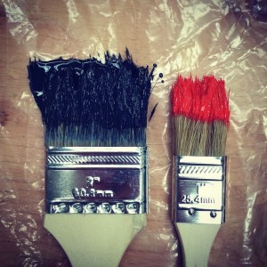 brushes-983943_640